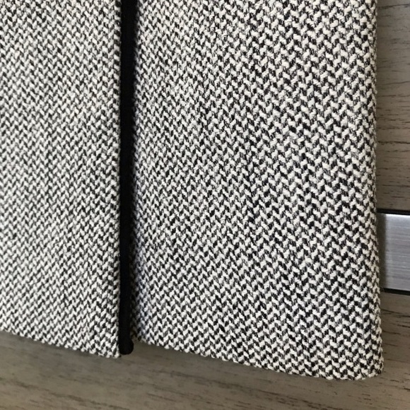 H&M skirt with side buttons - Picture 6 of 9